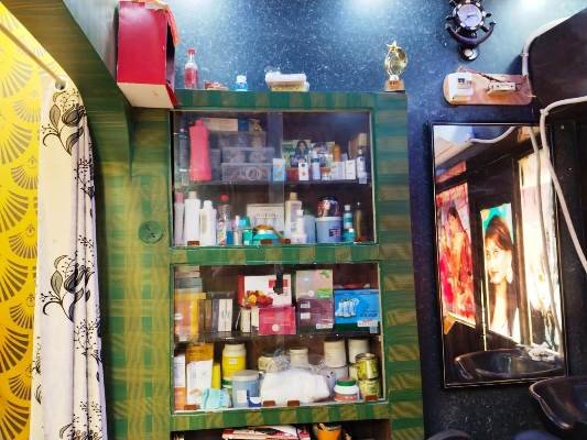 Best Beauty Parlour and Training Centre in Darbhanga 8405843707