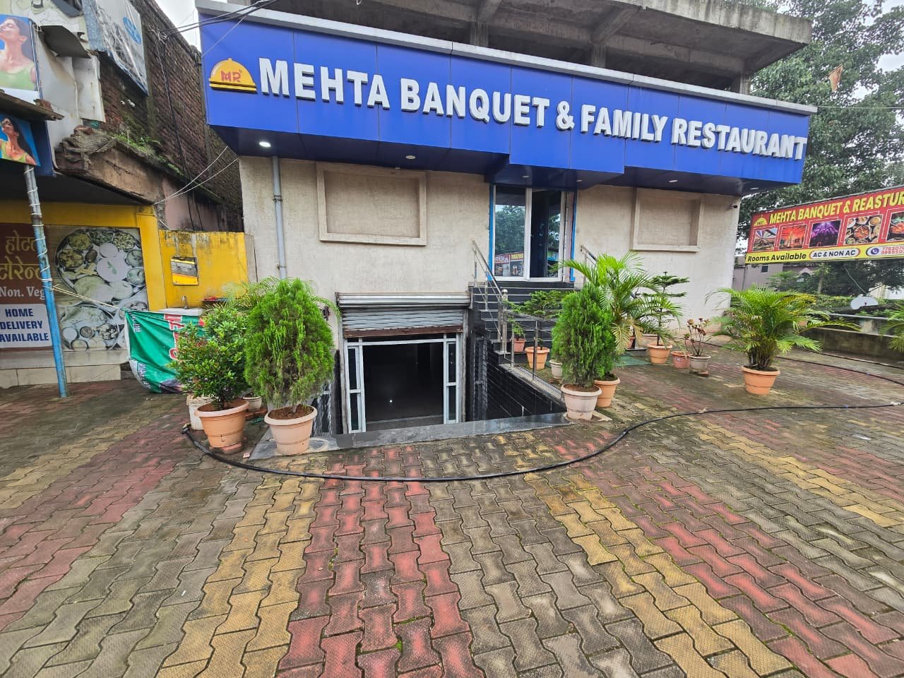 best family restaurant tikra toli Ranchi 7763070347 Mehta Banquet and Family Restaurant