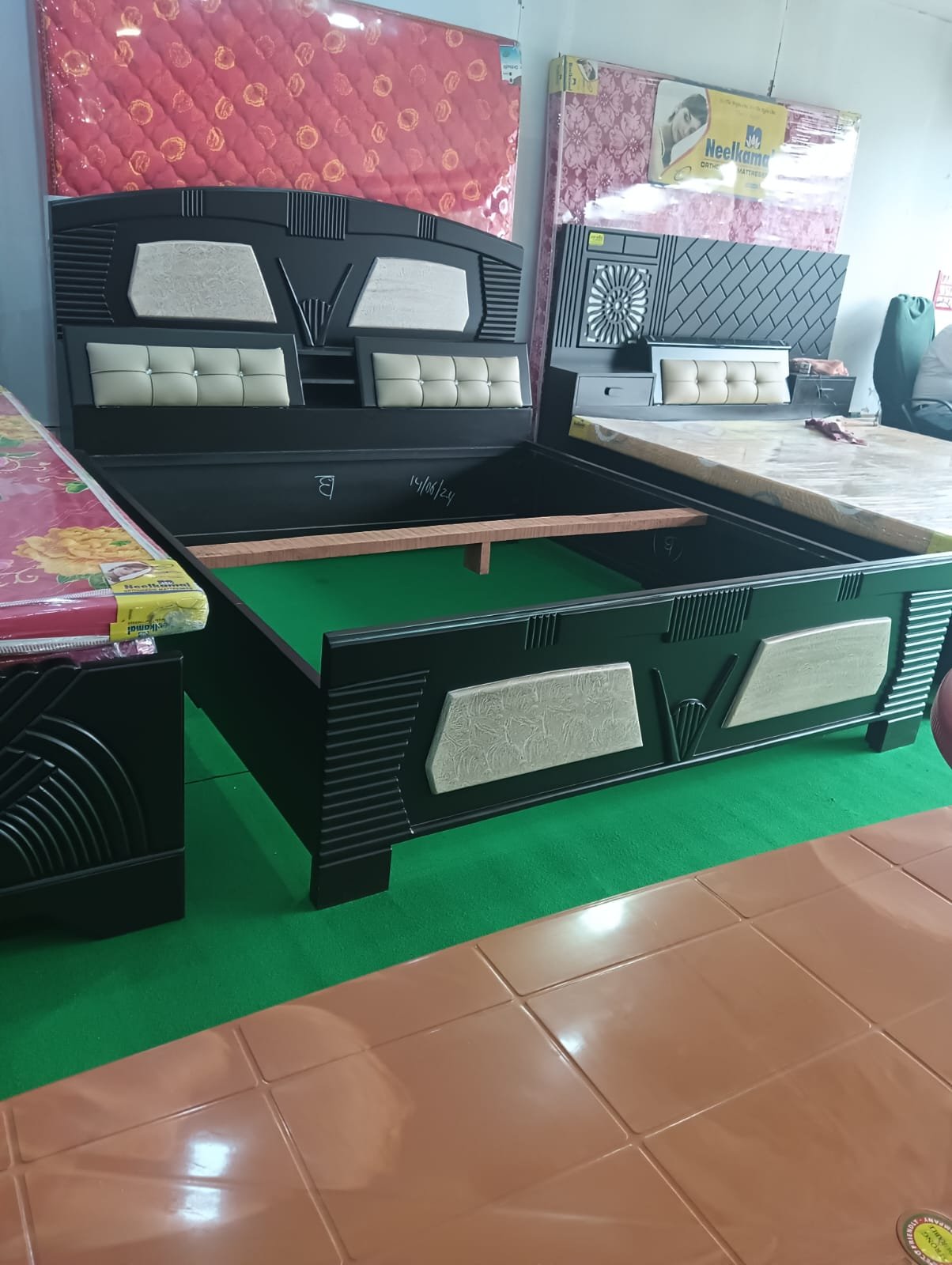Apana Furniture Jhumri Telaiya 9934142508