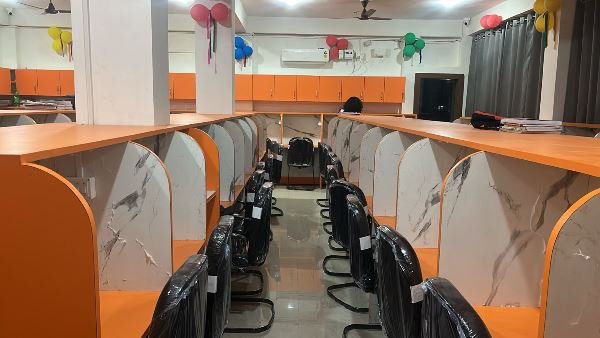 Best Library in near iti Bus Stand Ranchi 8340747159