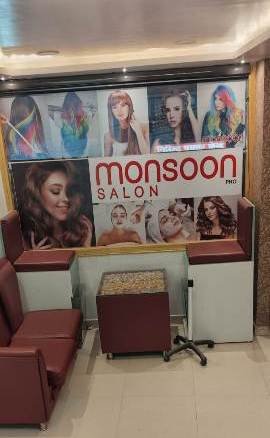 Best Makeup Academy in Laheriyasarai Darbhanga 7004716846 Monsoon Salon Pro
