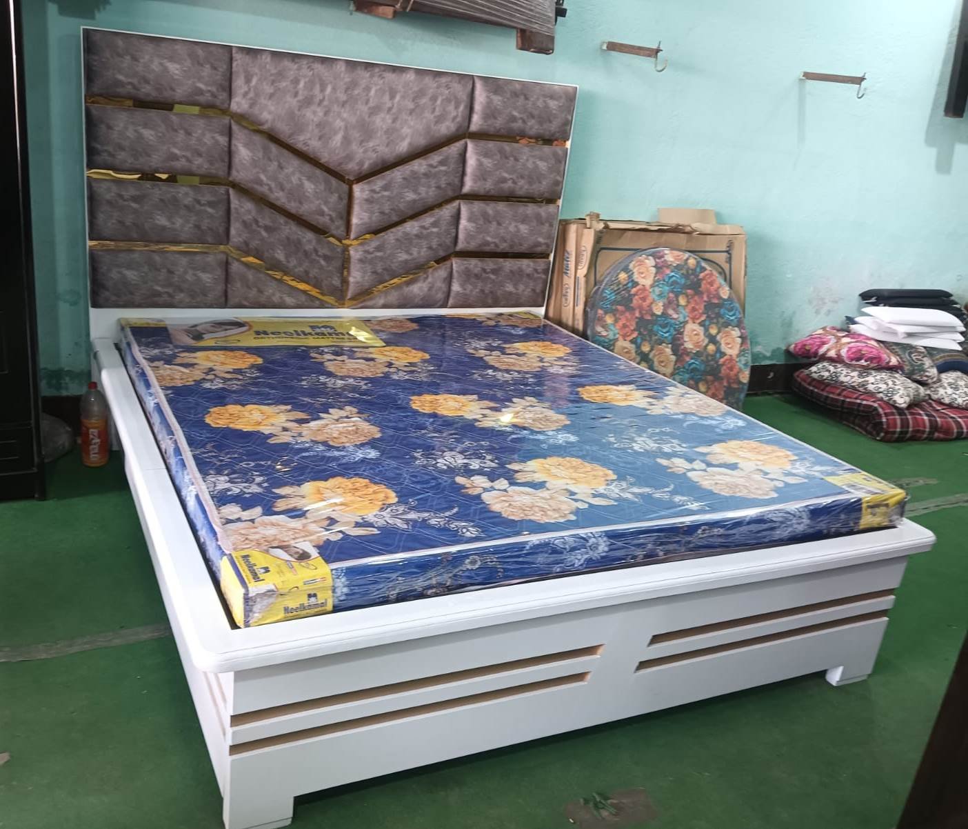 Apana Furniture Jhumri Telaiya 9934142508