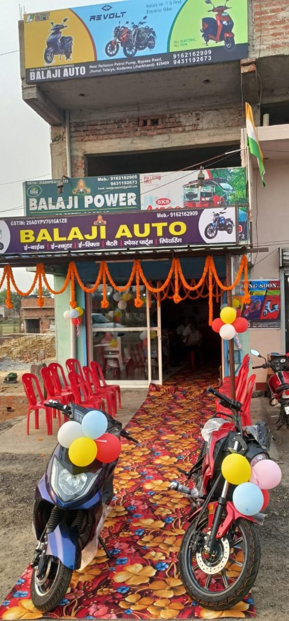 E Rickshaw Dealer in Jhumri Telaiya-9162162909
