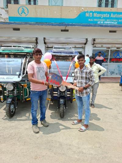 Battery Auto Showroom in Jhumri Telaiya 9031715621